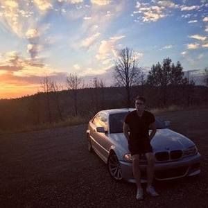 Meet your Posher, Kris